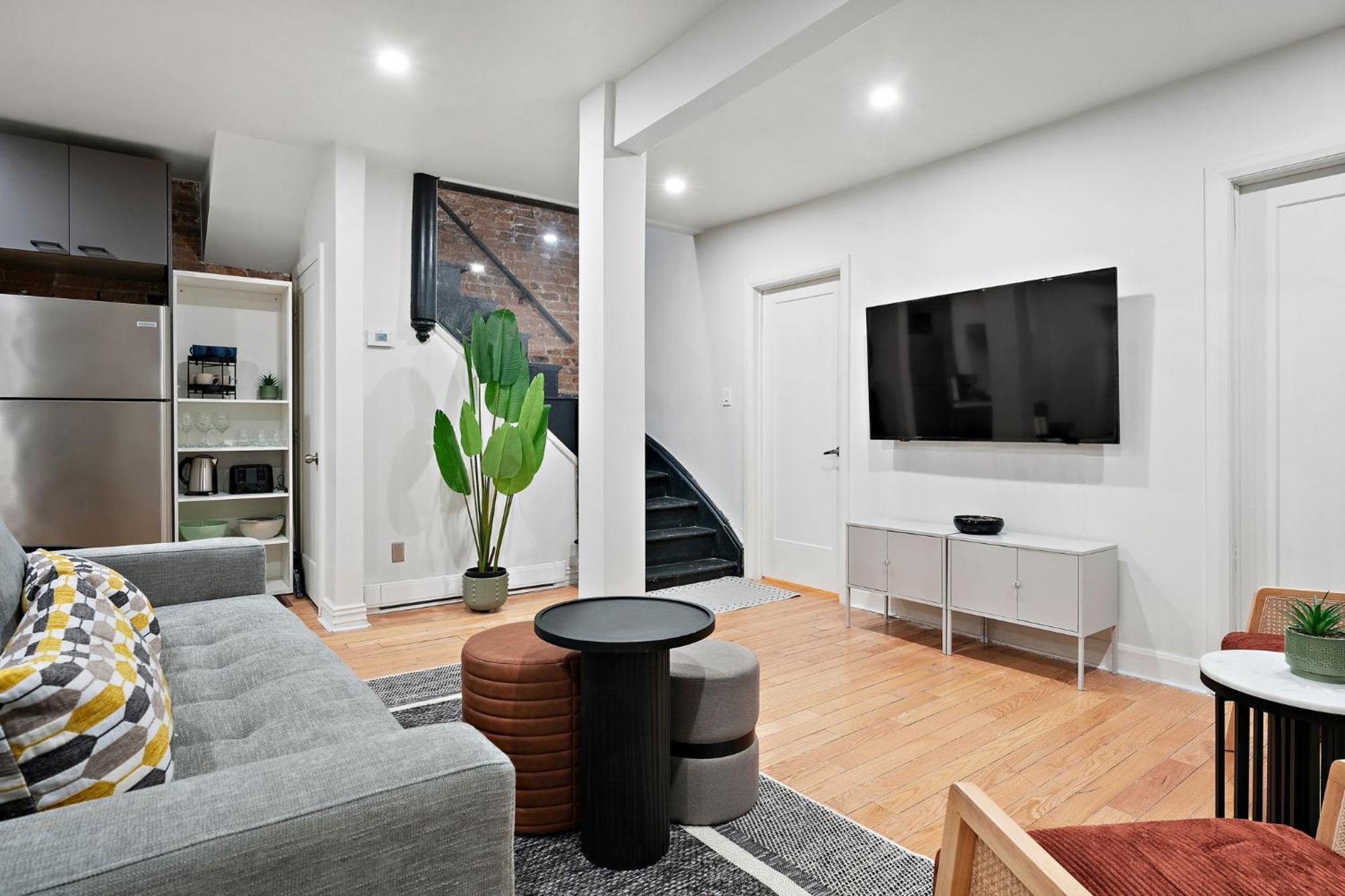 The Ontario Loft Suites — Photos 3